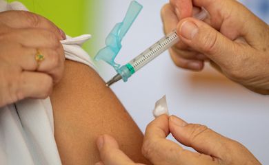 PRORROGADA VACINAÇÃO CONTRA A GRIPE E MENINGITE C - Jornal Virou Notícia